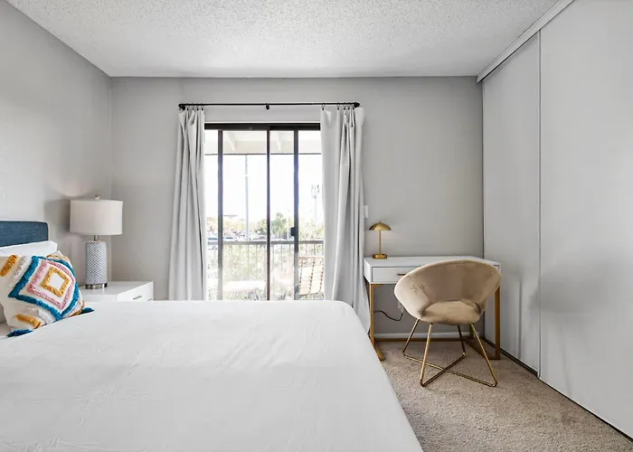 Modern 1b1b With Free Parking Apartment Scottsdale